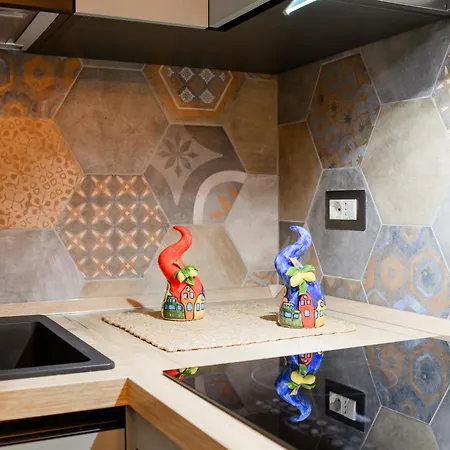 Nea Domus Santa Monica By Dimorra *