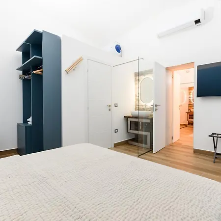 Nea Domus Santa Monica By Dimorra Apartmán